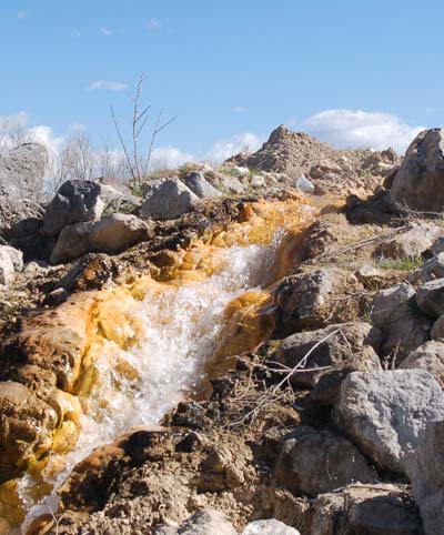 Monte Neva Hot Springs