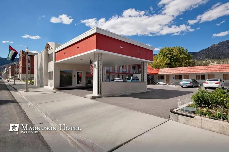 Magnuson Hotel Park Vue